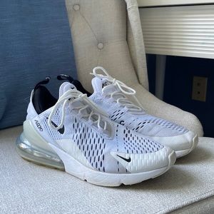 Nike Air Max 270s Women’s Size 10